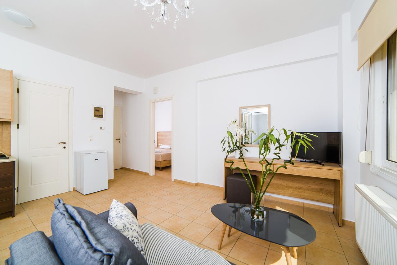 Eva Apartments Koutouloufari Extérieur photo