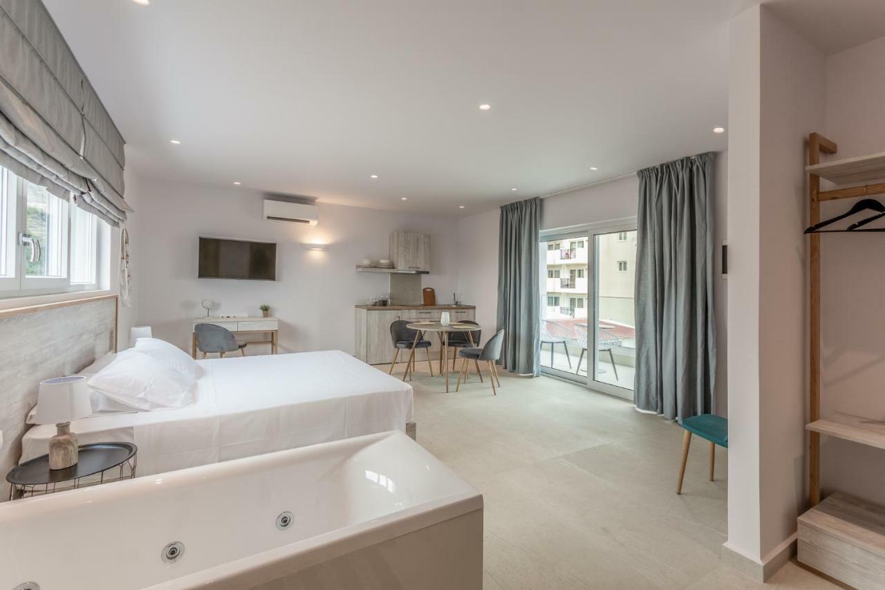 Eva Apartments Koutouloufari Extérieur photo